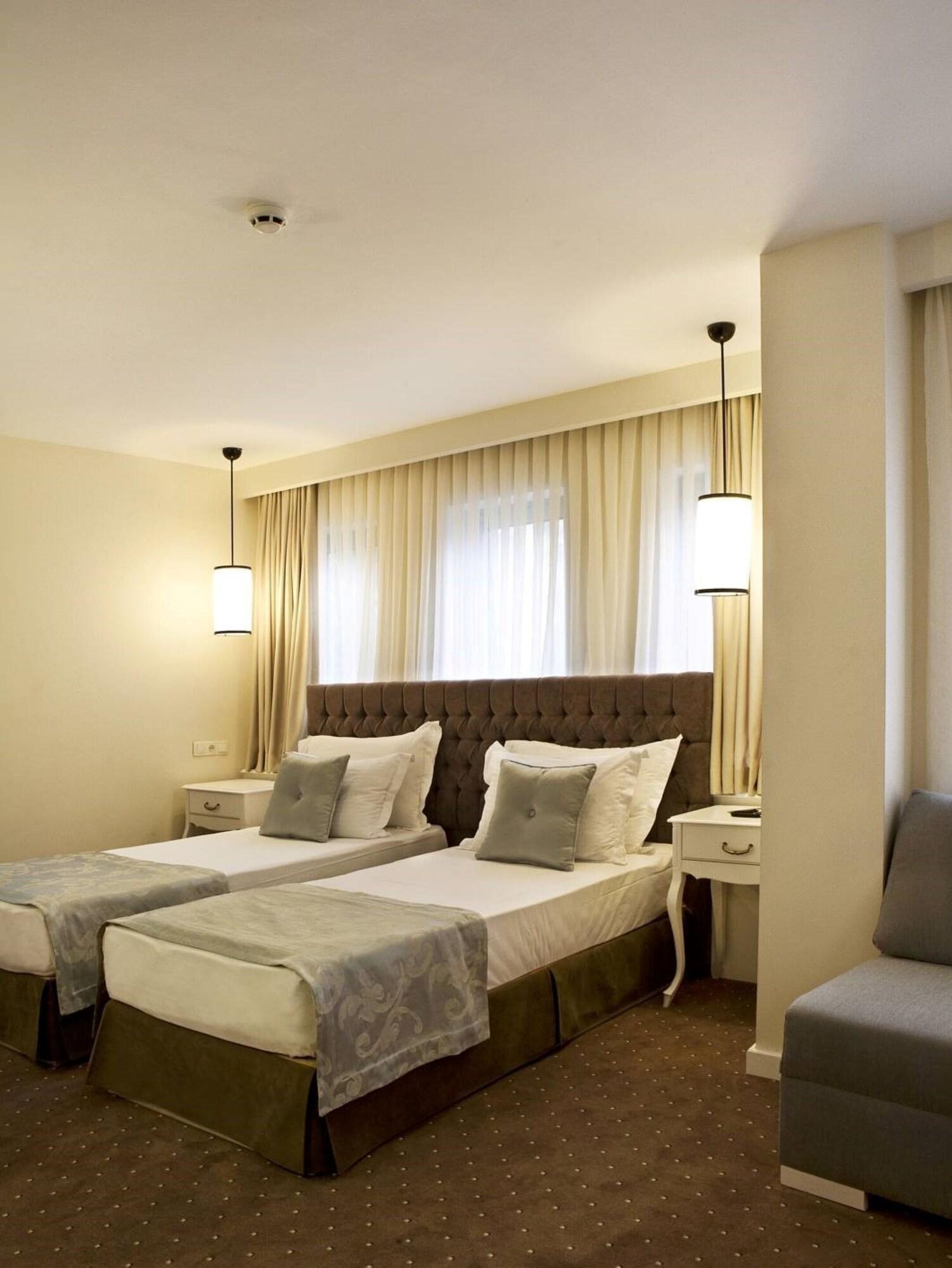 Taximtown Hotel Istanbul Exterior foto